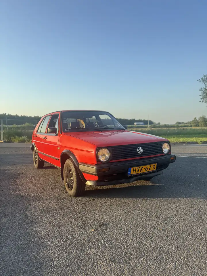 Volkswagen Golf 1.3, foto 1