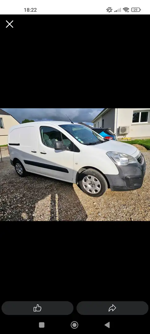 Peugeot Partner B9) Utilitaire Phase 2 L1 600kg 1.6 Blue HDi FAP Fourgon 99 cv Blanc - 1