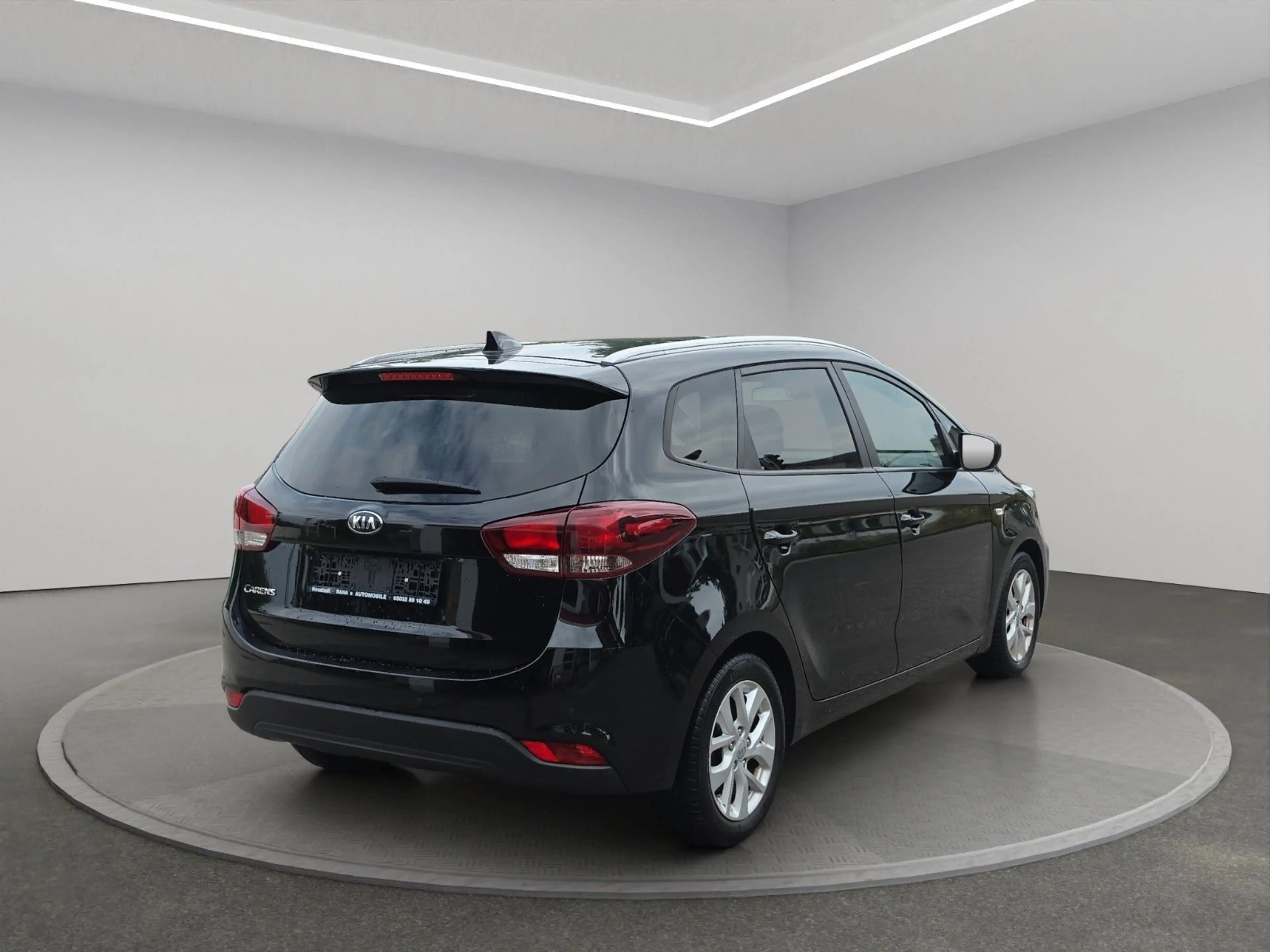 Kia Carens Vision — photo 9