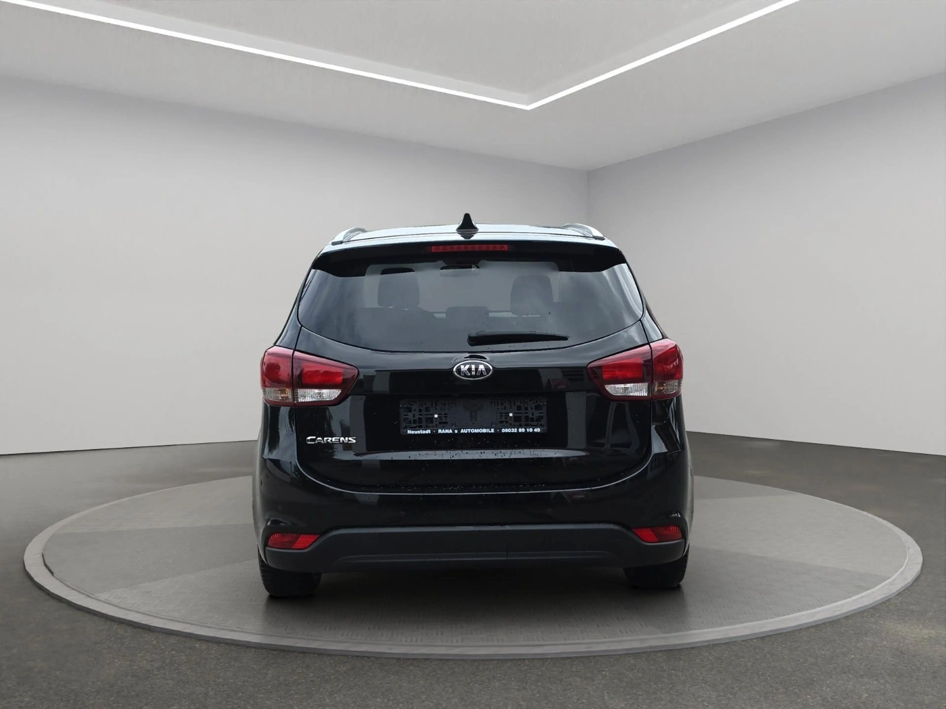 Kia Carens Vision — photo 8