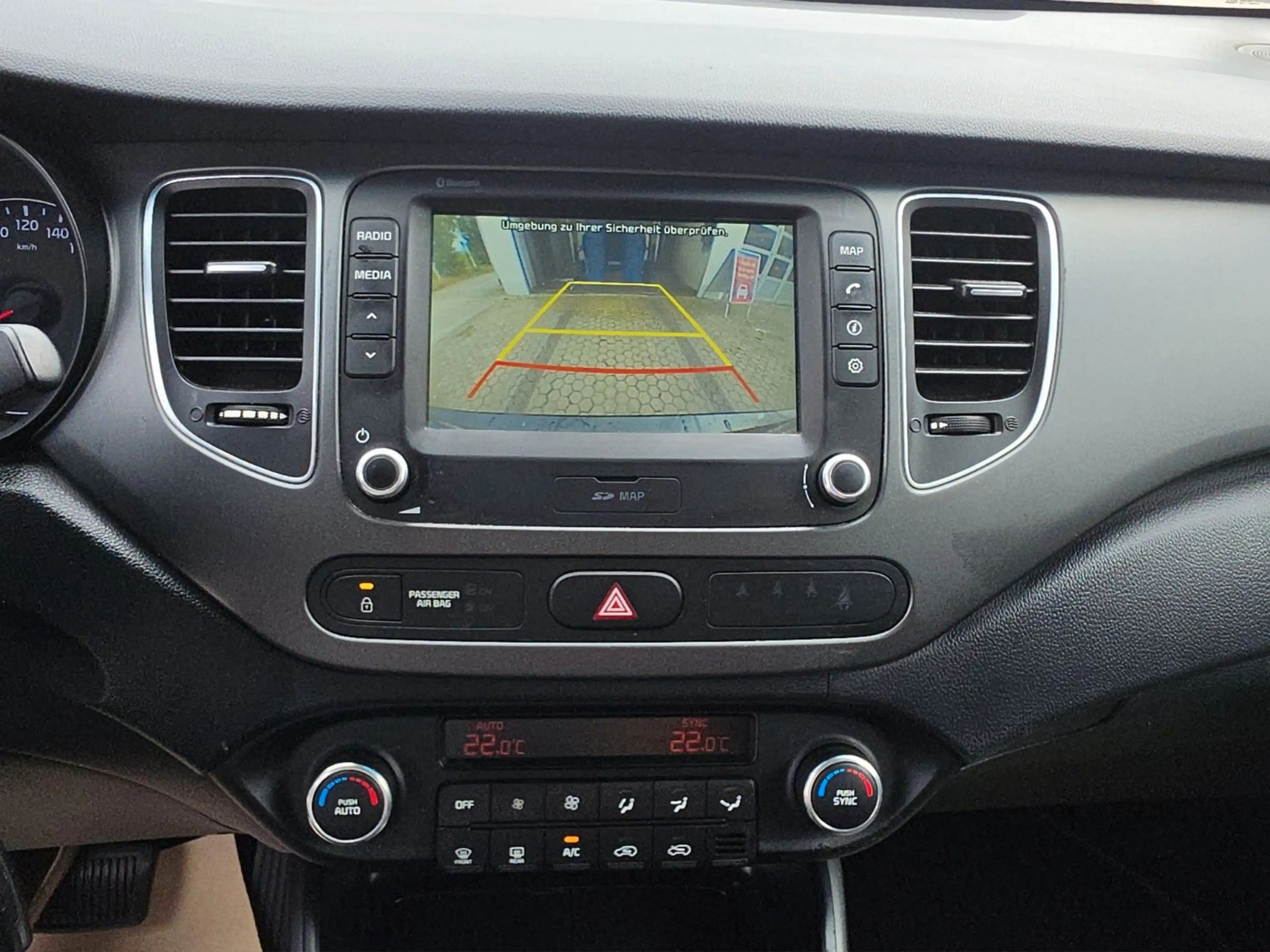 Kia Carens Vision — photo 12