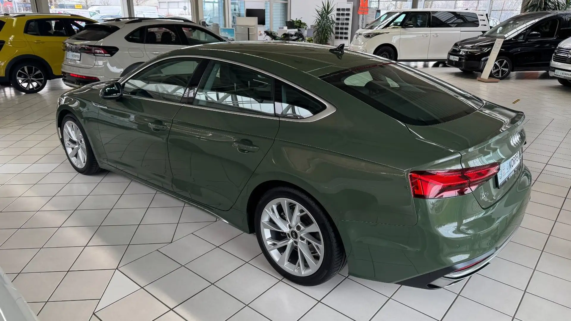 Audi A5 Sportback 40 TFSI advanced Vert - 2