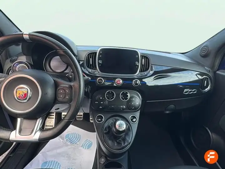 Abarth 500 1.4 16v Monster Energy Yamaha E6D (2021) 2021, foto 11