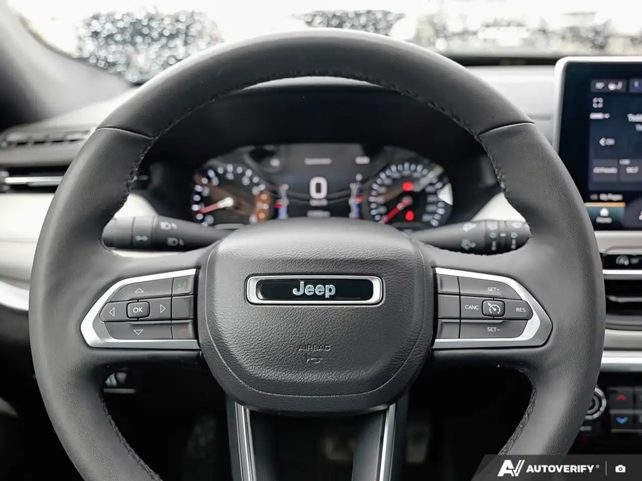 Jeep Compass снимка Jeep Compass