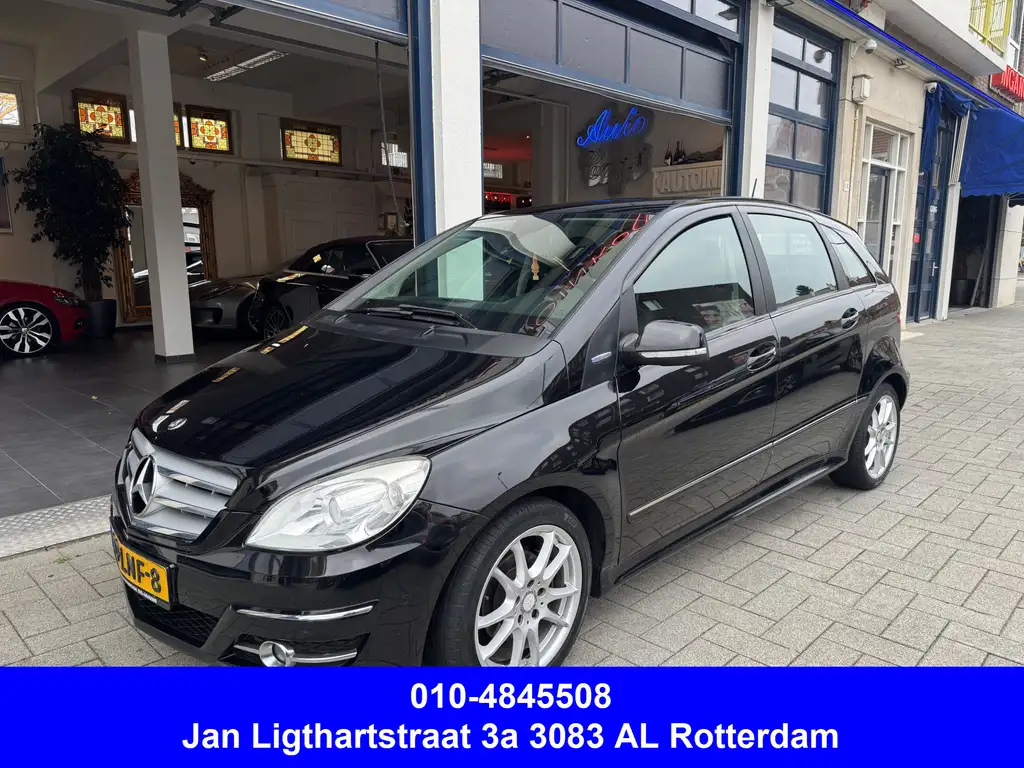 Mercedes-Benz B 160 2010 из Европы — купить под ключ