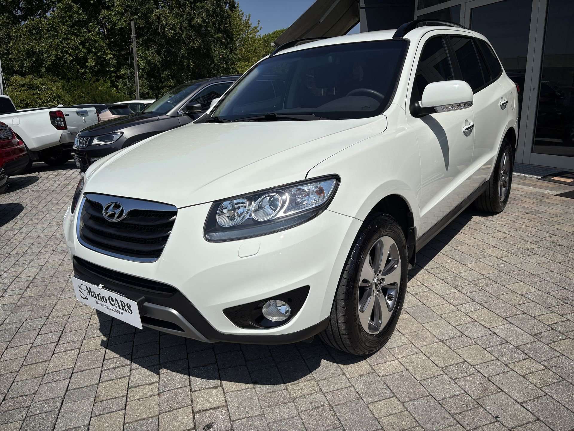 Hyundai SANTA FE