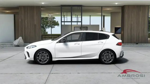 BMW 1 Series view 3