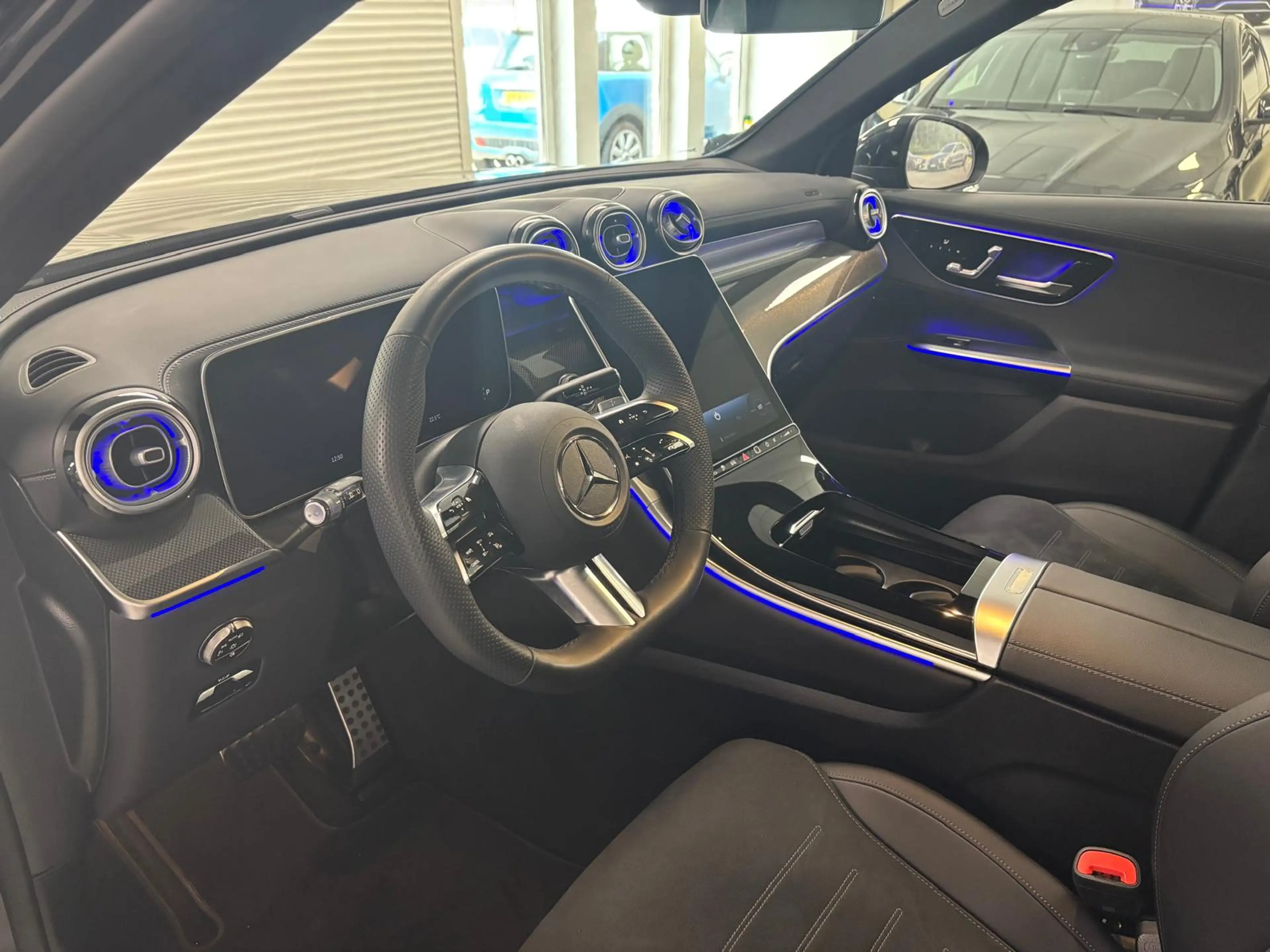 Mercedes-Benz GLC 400 400e 4MATIC AMG Panorama Memory 360 Keyless — photo 12