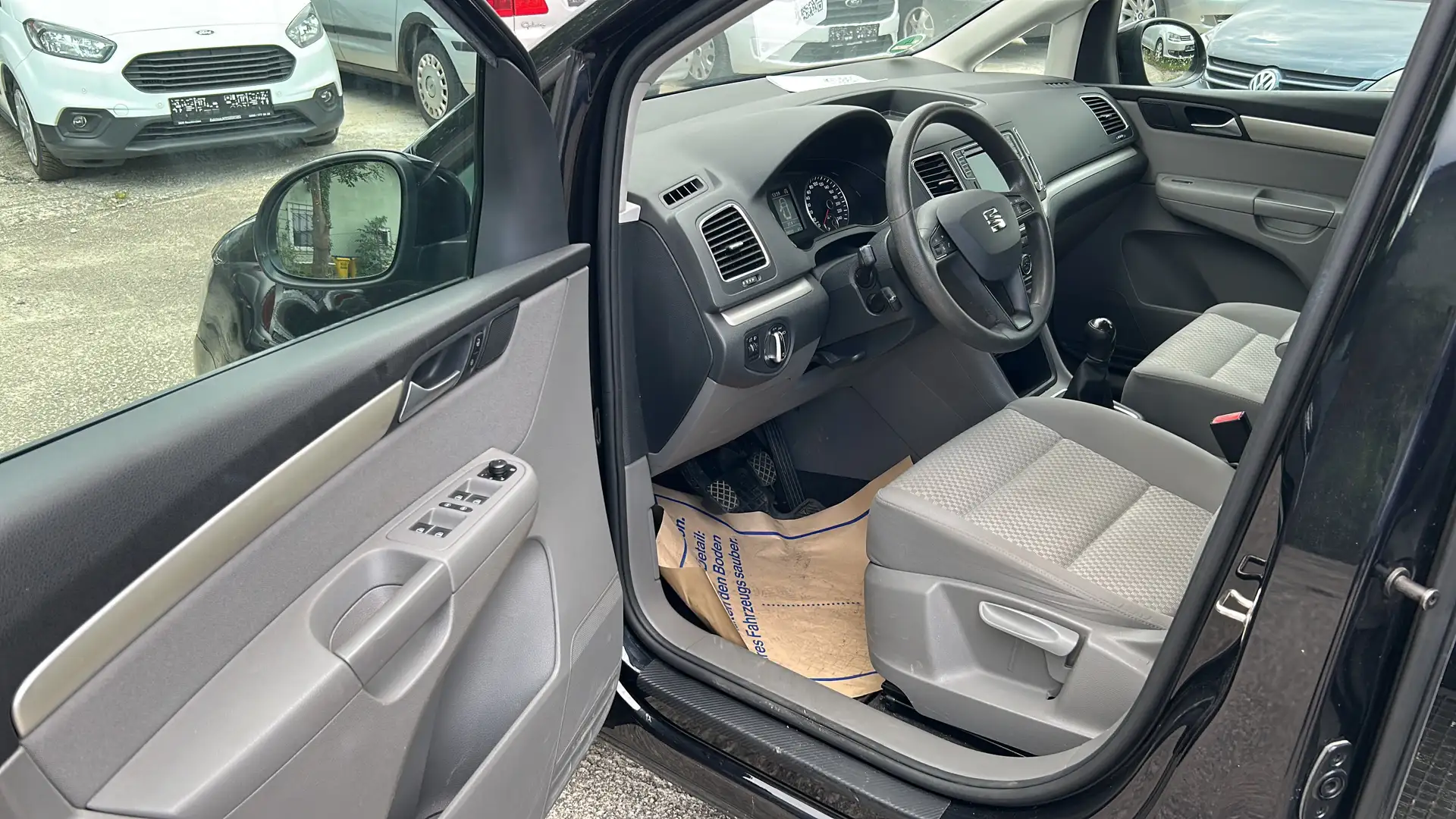 SEAT Alhambra Alhambra Business 2,0 TDI CR Business Schwarz - 2