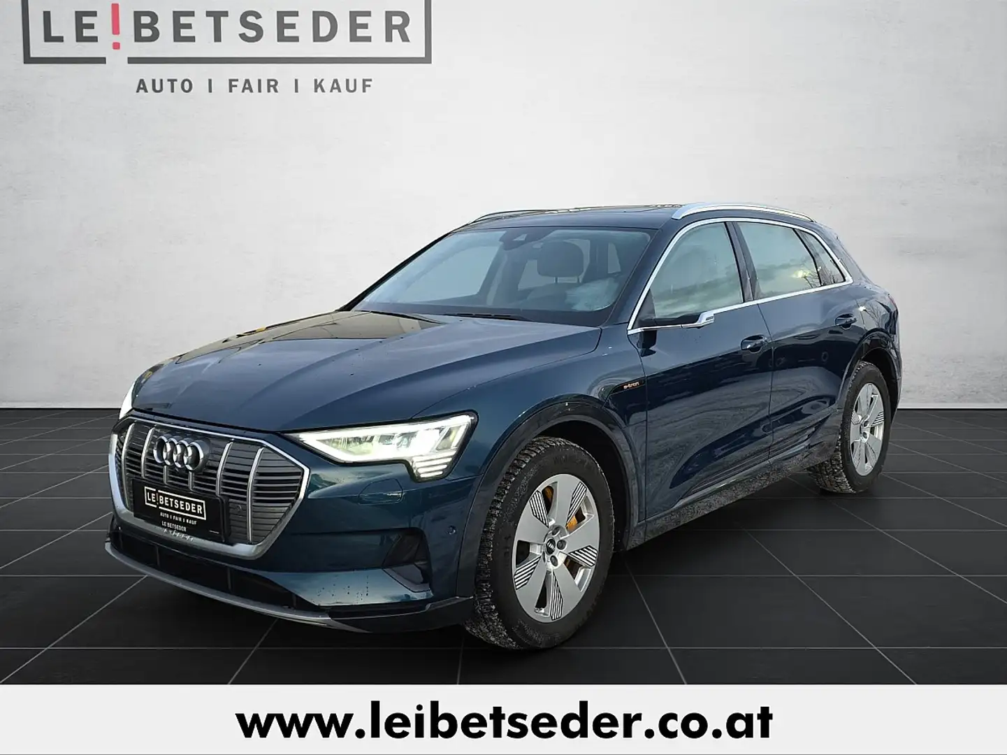 Audi e-tron 55 quattro 95kWh Advanced Blau - 1