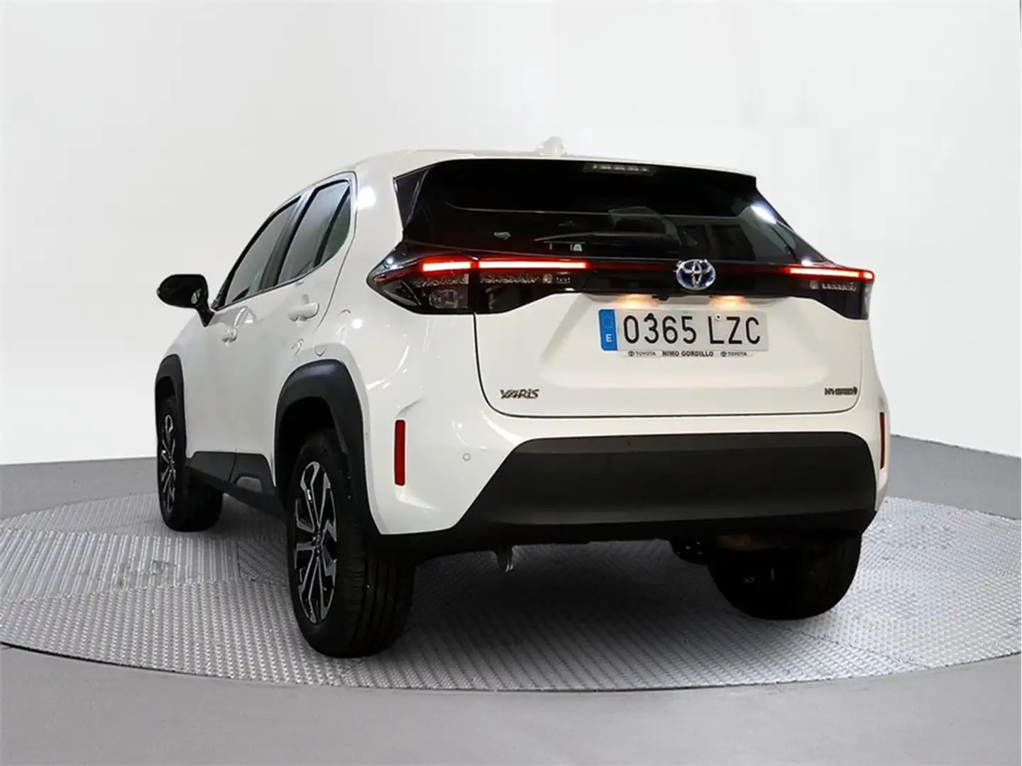 Toyota Yaris Cross 120H Active Tech - 2