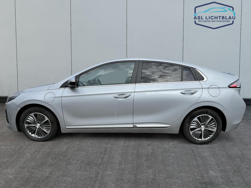 Hyundai IONIQ PLUG IN Hybrid ADVANTAGE 1.6 — photo 8