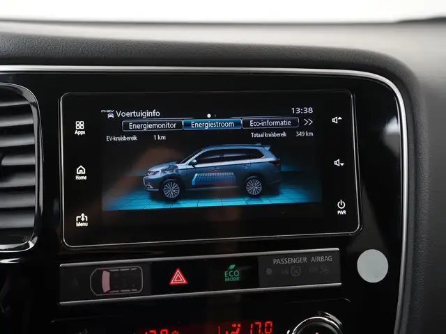 Mitsubishi Outlander view 18