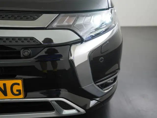 Mitsubishi Outlander view 21