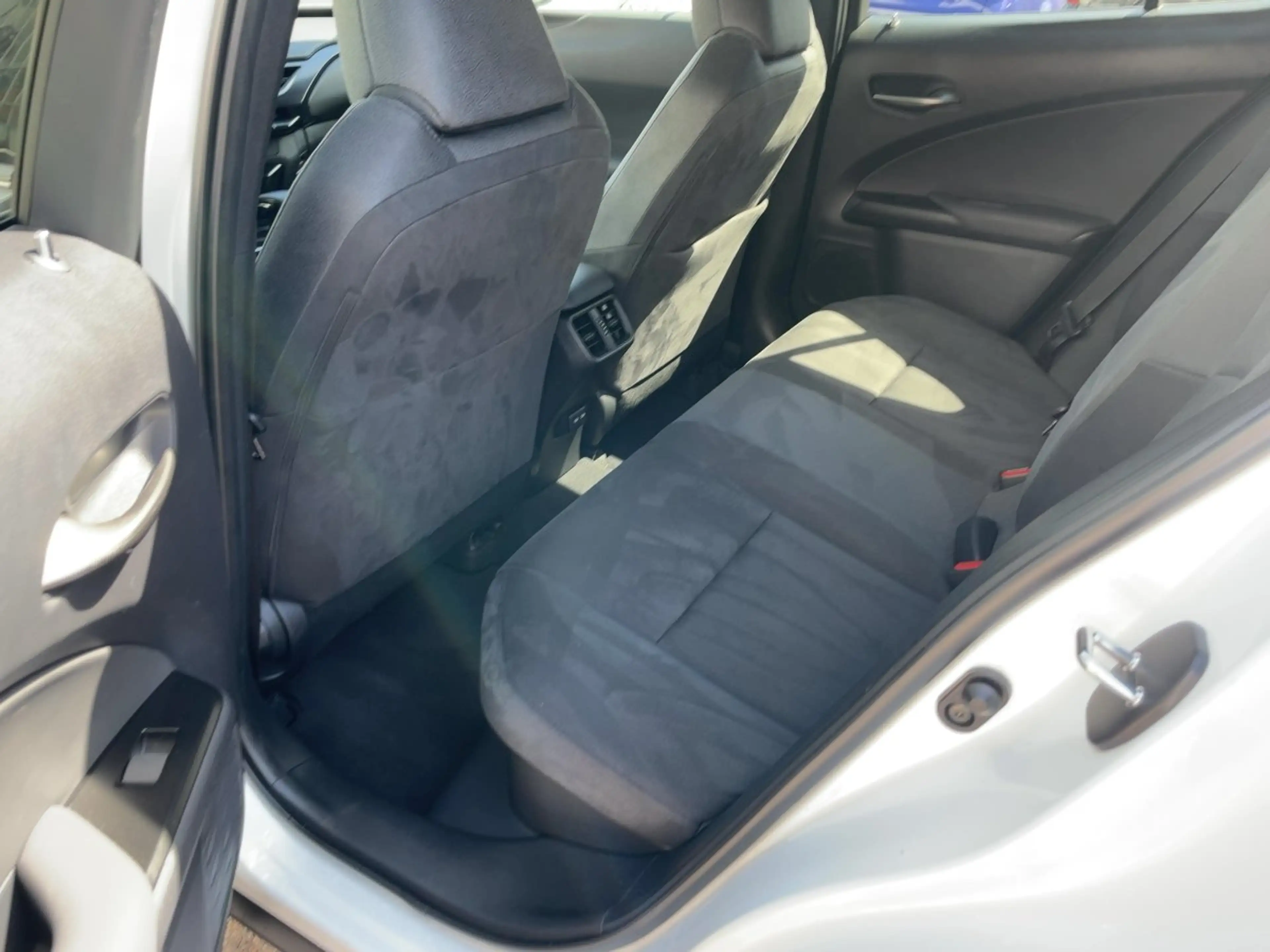 Lexus UX 250h Style Edition ACC+LED+SHZ+2xKlima — photo 9