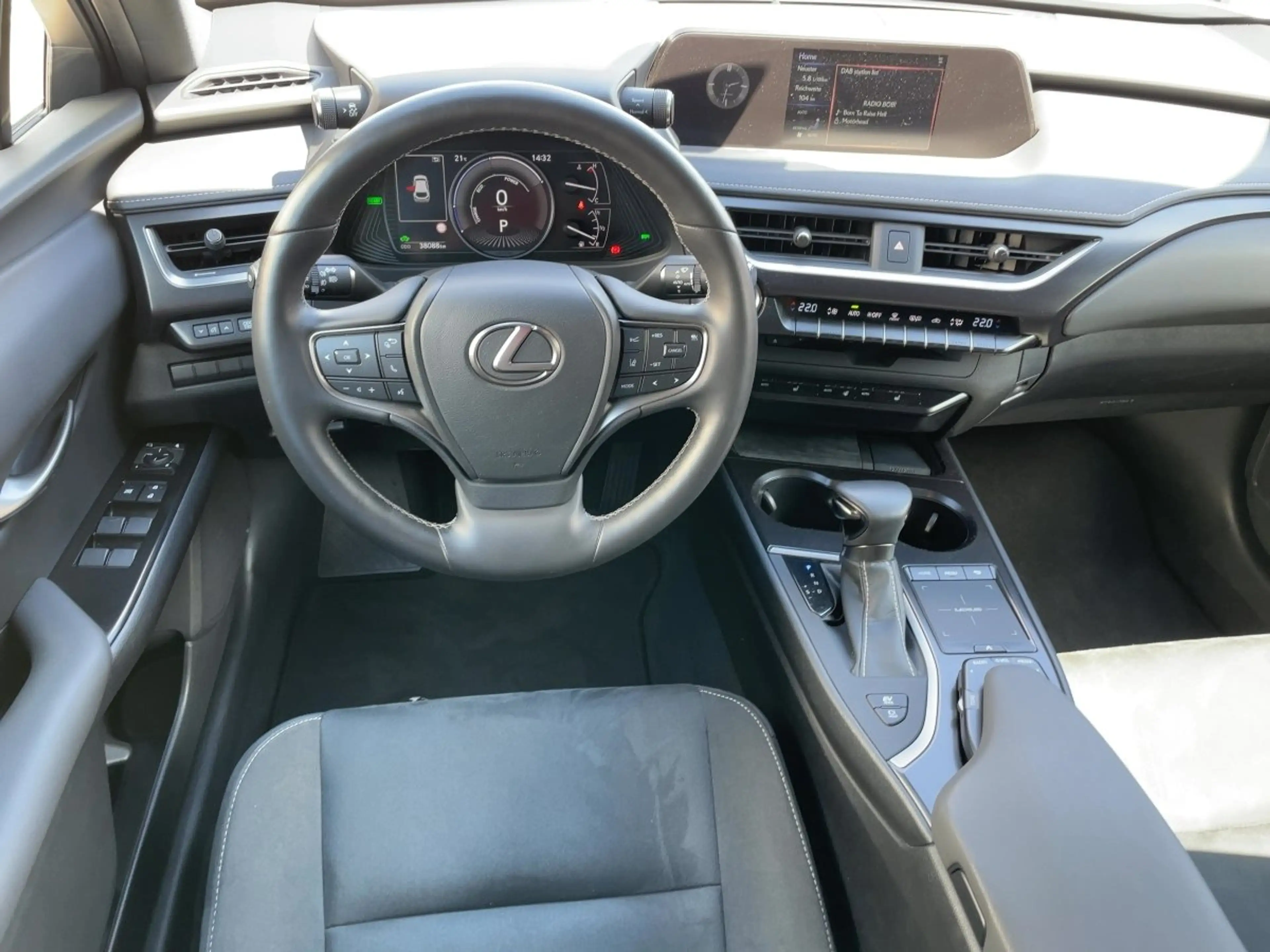 Lexus UX 250h Style Edition ACC+LED+SHZ+2xKlima — photo 10