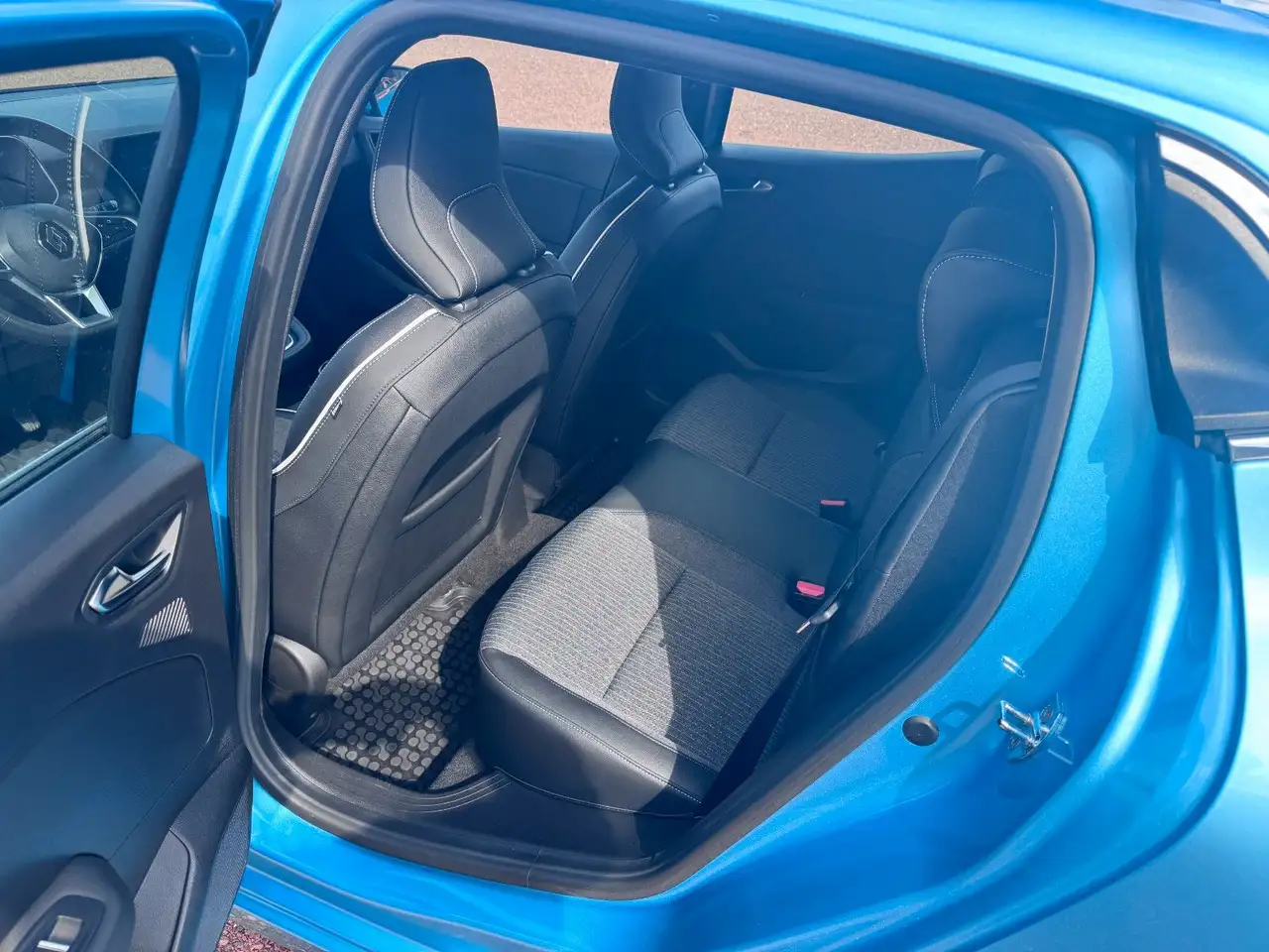 Renault Clio 5 Intens E-Tech 140 Hybrid, миниатюра 15