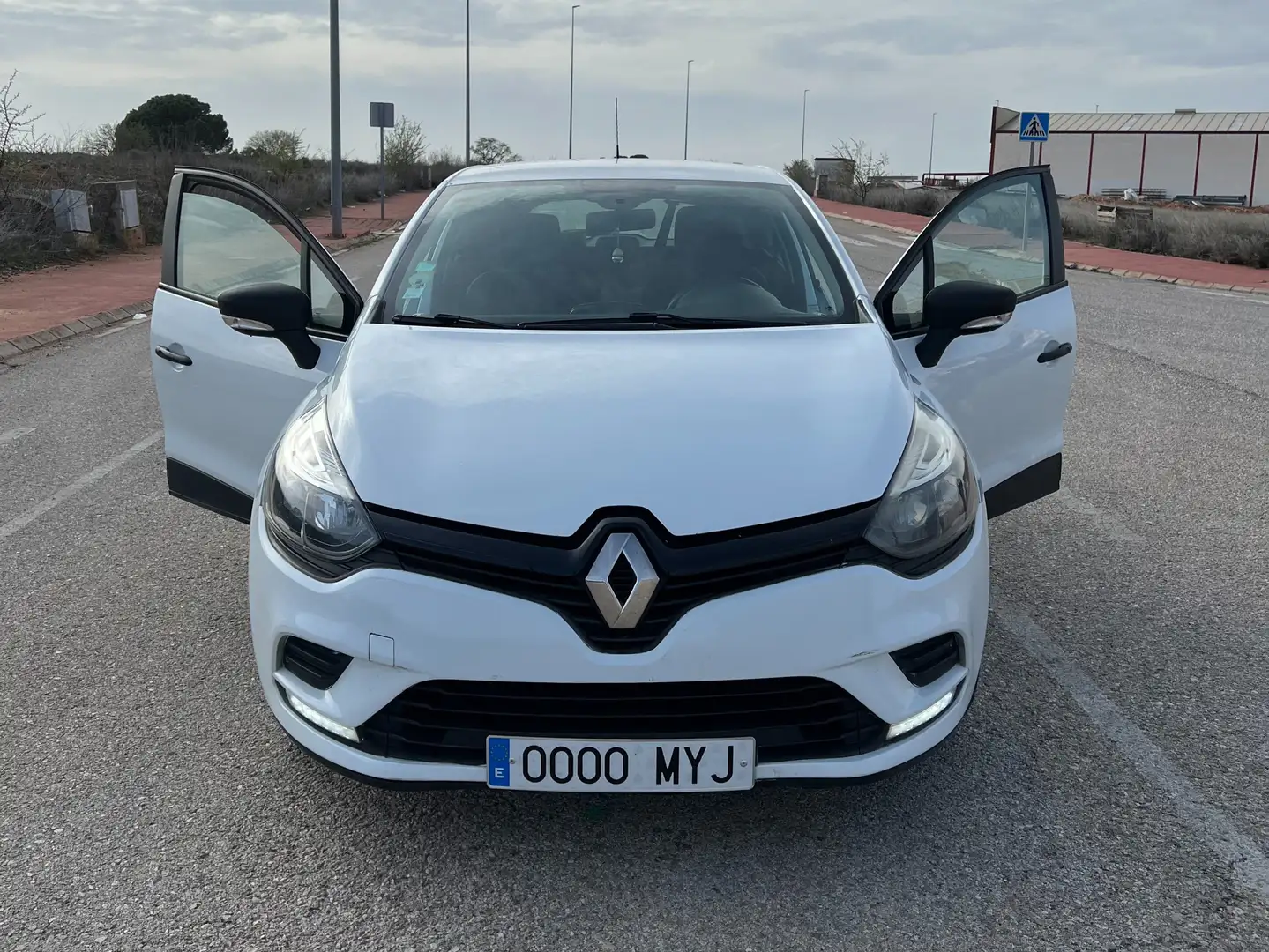 Renault Clio Blanco - 1