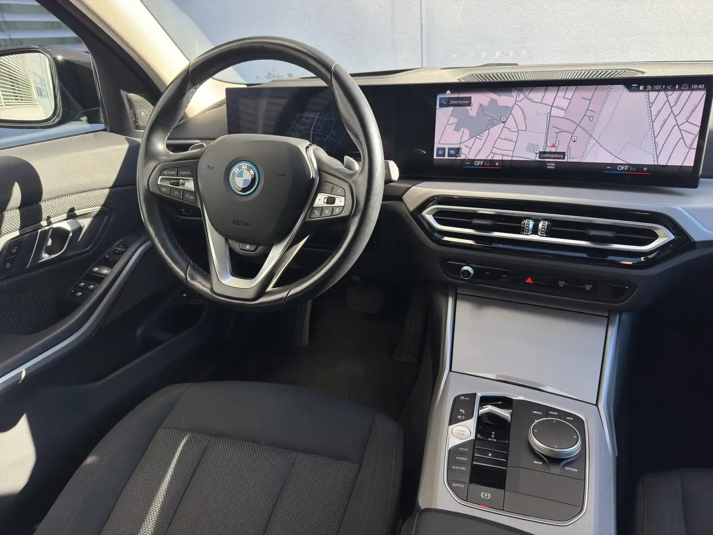BMW 320 e Touring Negro - 2