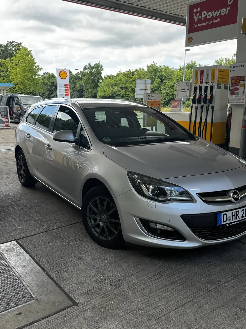 Opel Astra 1.7 CDTI DPF Sports Tourer Edition - 2