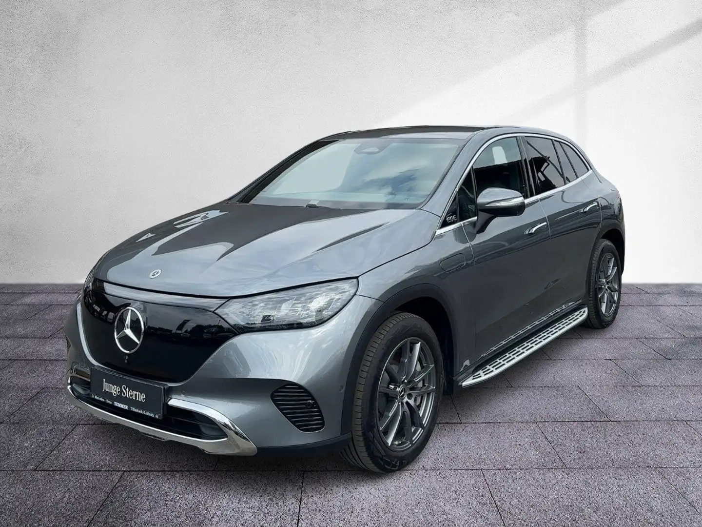 Mercedes-Benz EQE SUV EQE 350 4M SUV Electric-Art NP: 90.988 AHV Distr Grau - 2