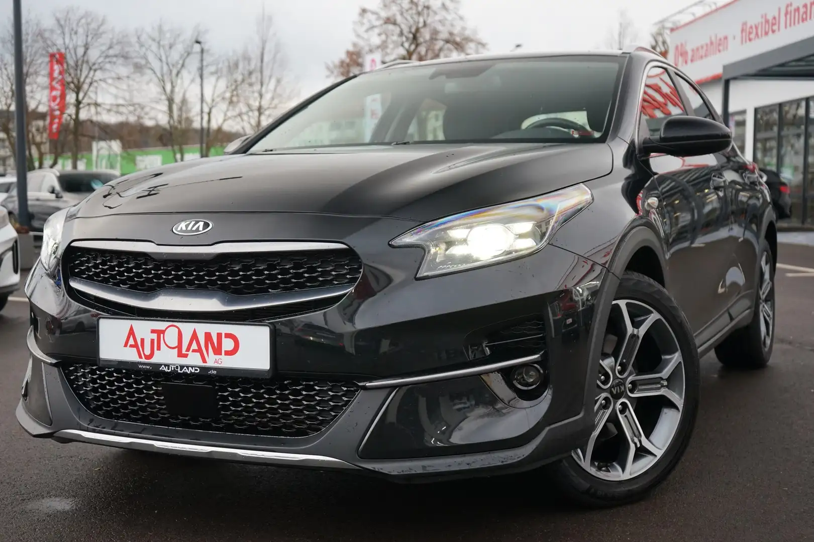 Kia XCeed 1.4 T-GDI JBL LED Navi Kamera Tempomat DAB Schwarz - 2