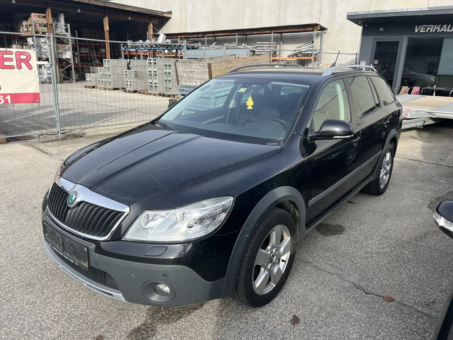 Skoda Octavia Combi 2,0 Scout TDI CR DPF 4x4 - 1