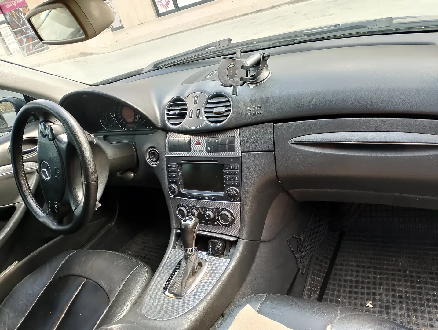 Mercedes-Benz CLK 270 CLK+Coupe+-+C209+Coupe+cdi+Avantgarde+c/pelle Albastru - 1