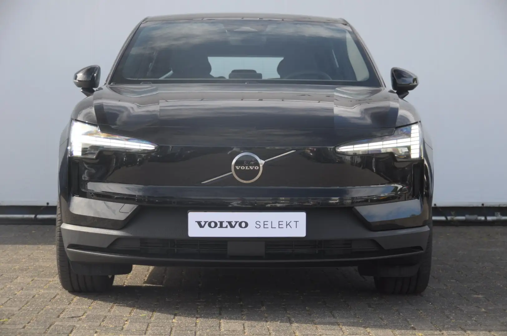 Volvo EX30 272PK Ext. Range Plus Adaptieve cruise control / B Zwart - 2