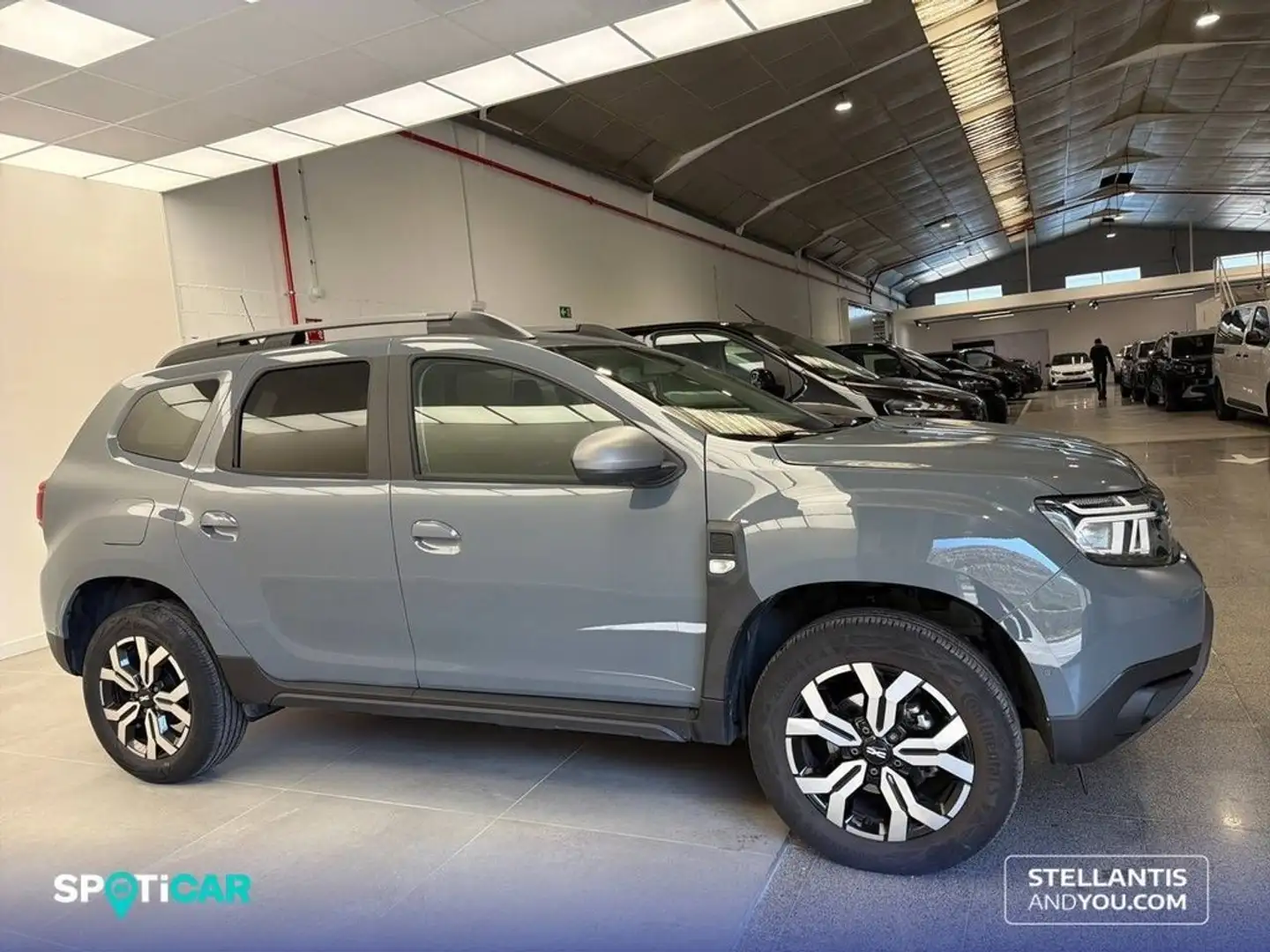 Dacia Duster TCE 96kW(130CV) 4X2 Journey Go Gris - 1