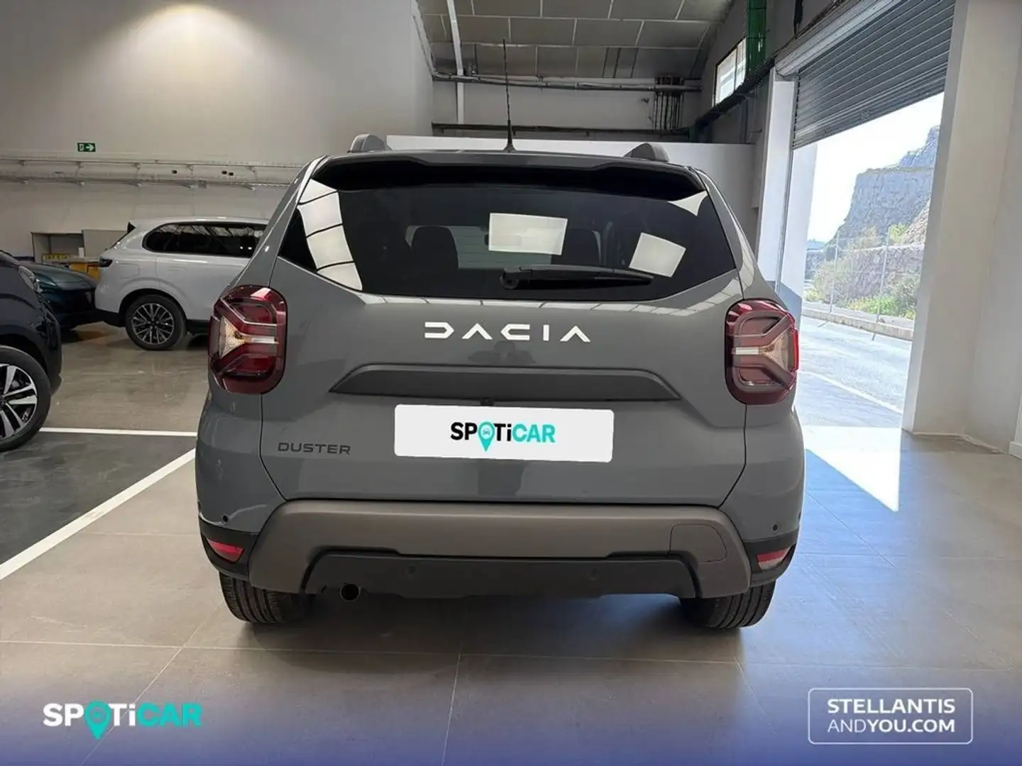 Dacia Duster TCE 96kW(130CV) 4X2 Journey Go Gris - 2