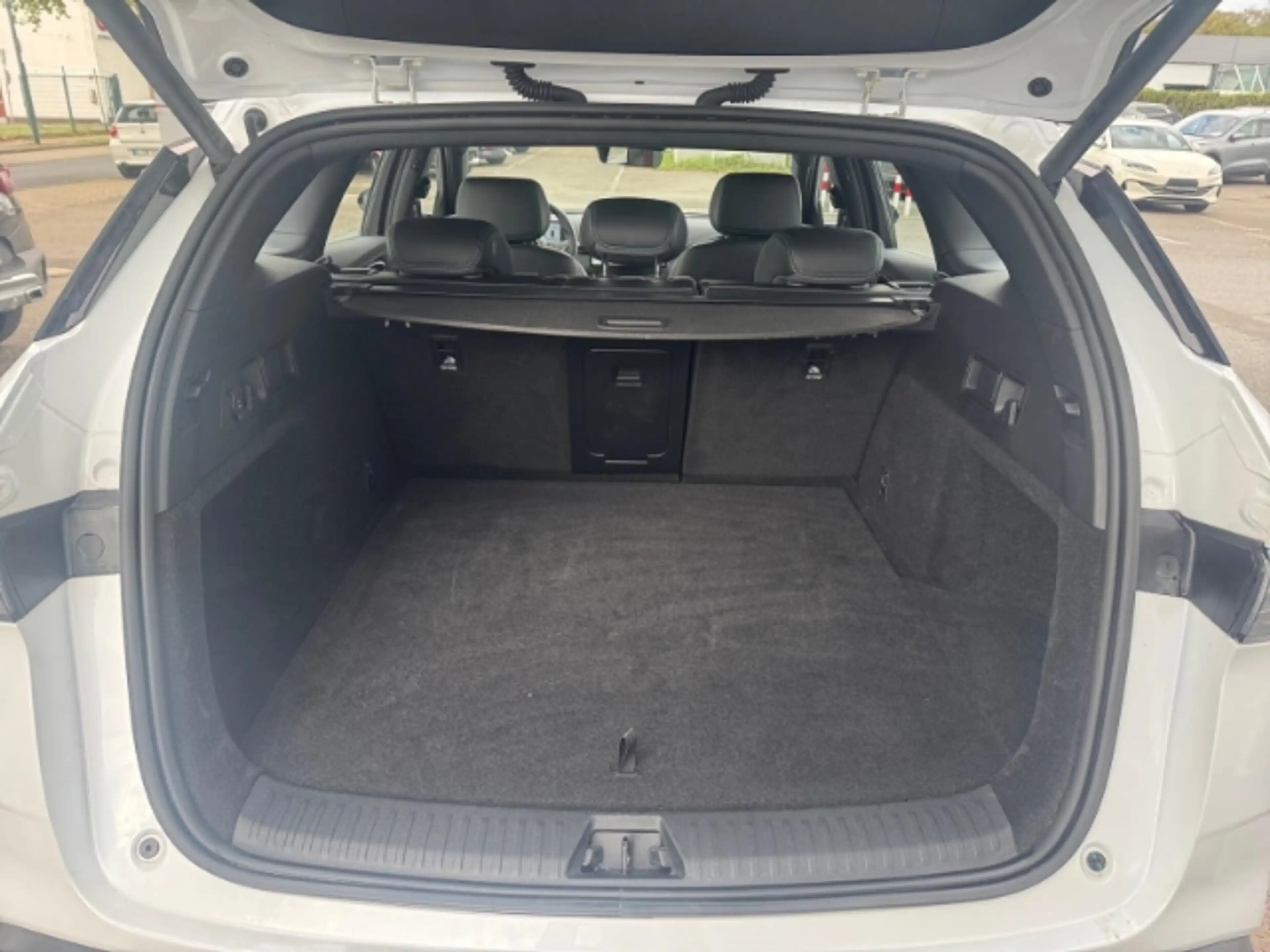 BYD Seal 6 1.5 Comfort+Pano+Lenkradheizung+Sitzheizung uvm. — photo 12