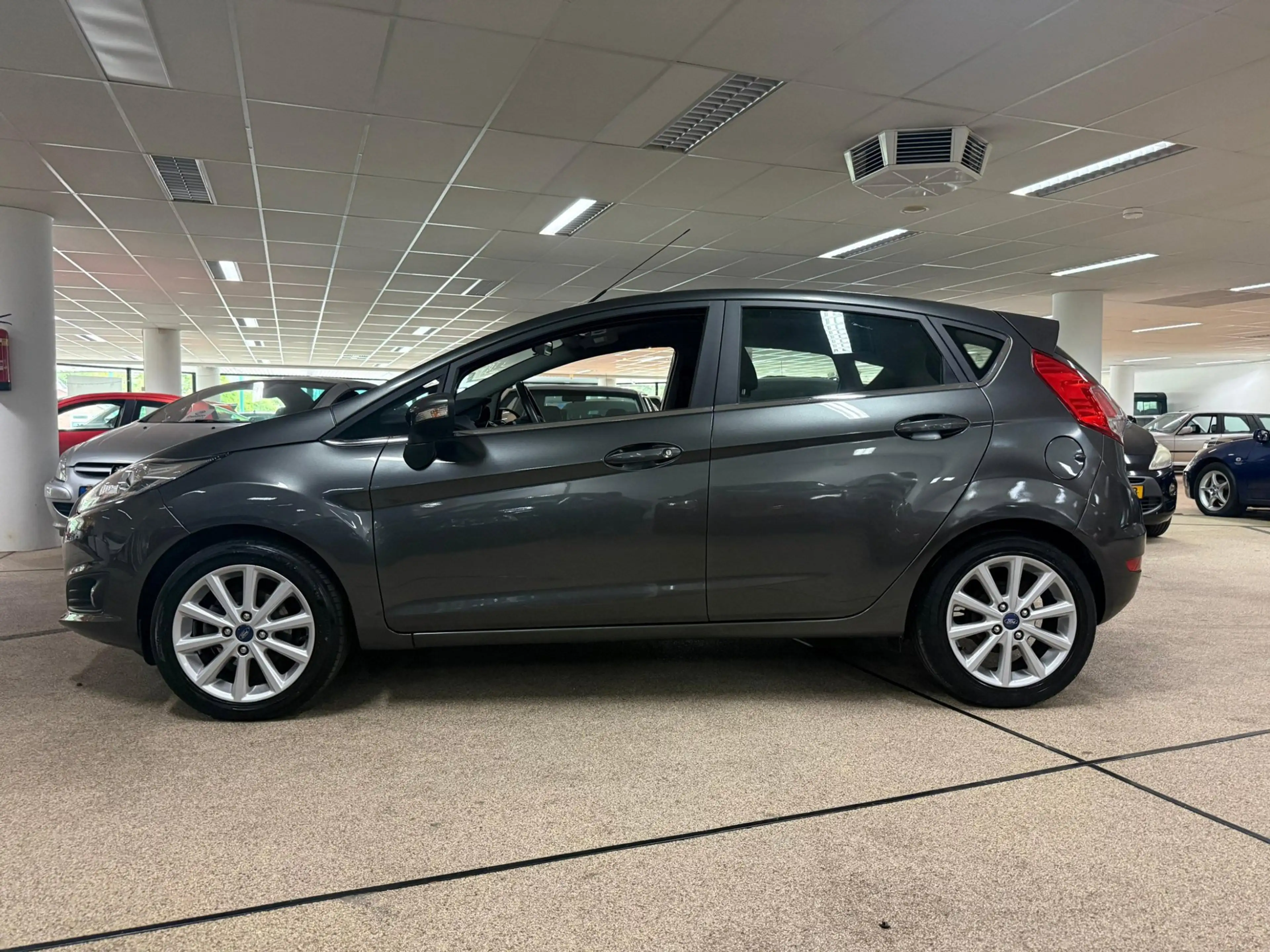 Ford Fiesta 1.0 Titanium zeer netjes en 100000km Nap! Nieuwe A — photo 7