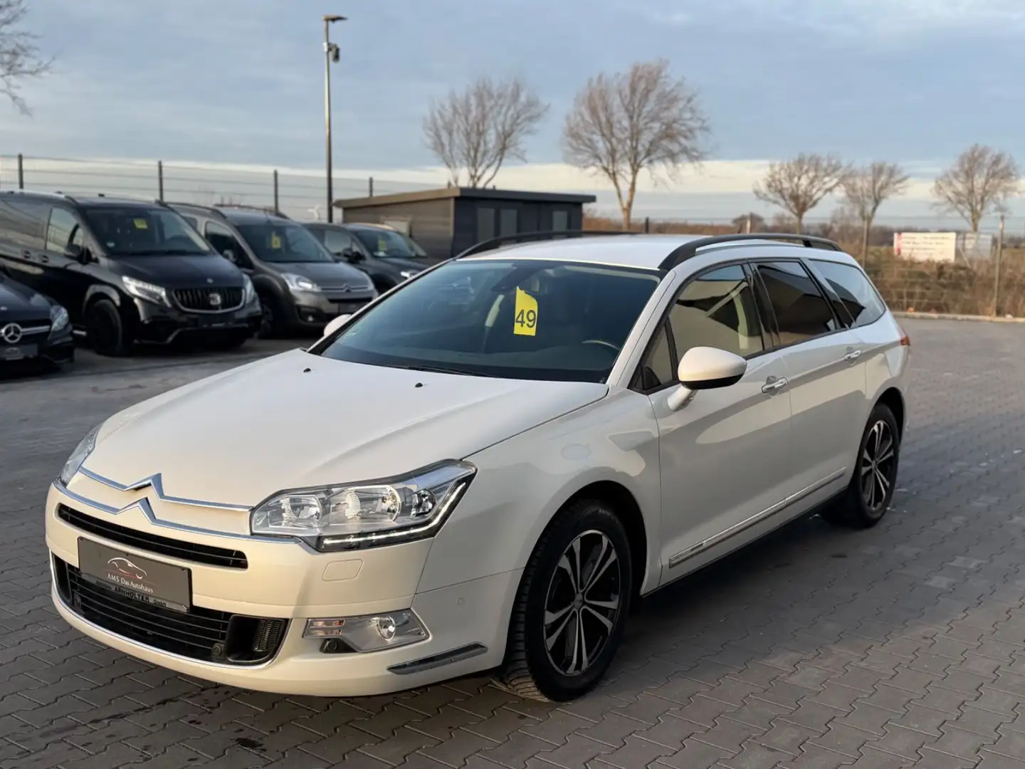 Citroen C5 Tourer Business Class 2.0 HDI Autom. Navi Weiß - 1
