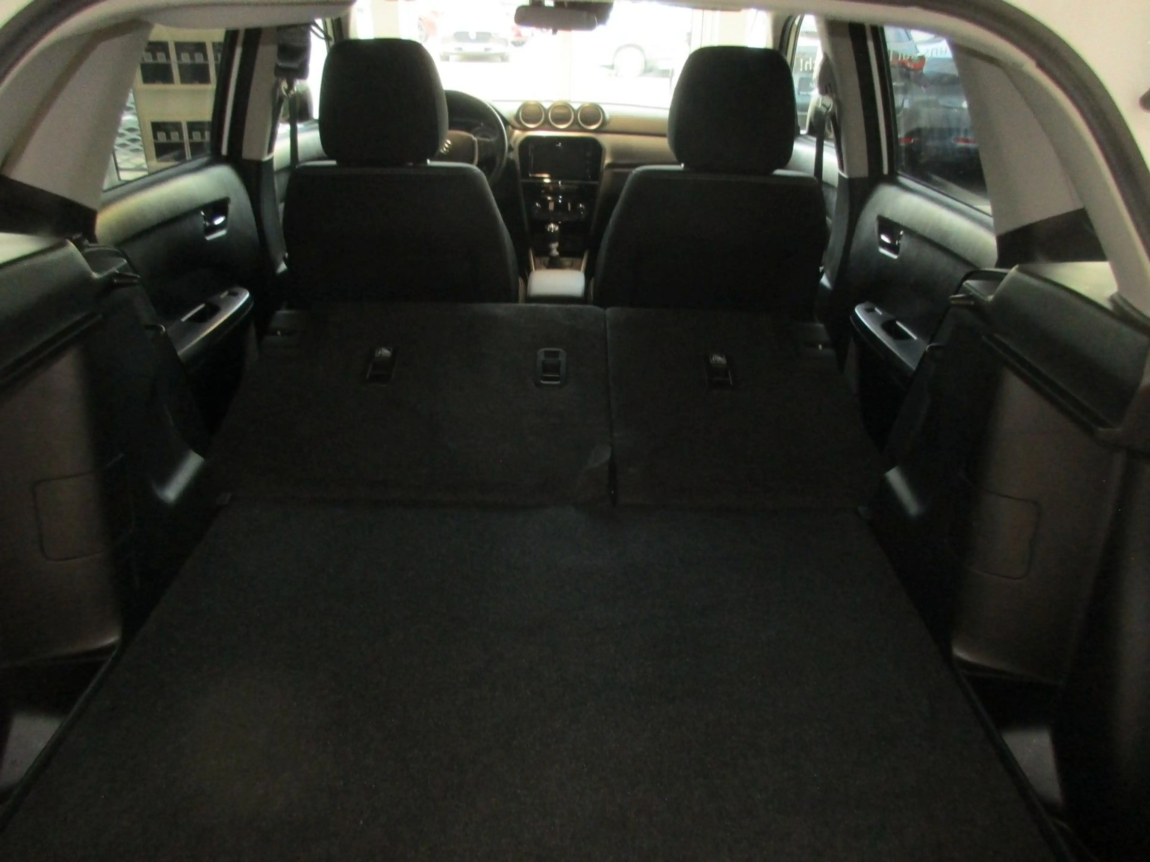 Suzuki Vitara 1.4 BOOSTERJET Hybrid Comfort/AHK — photo 12