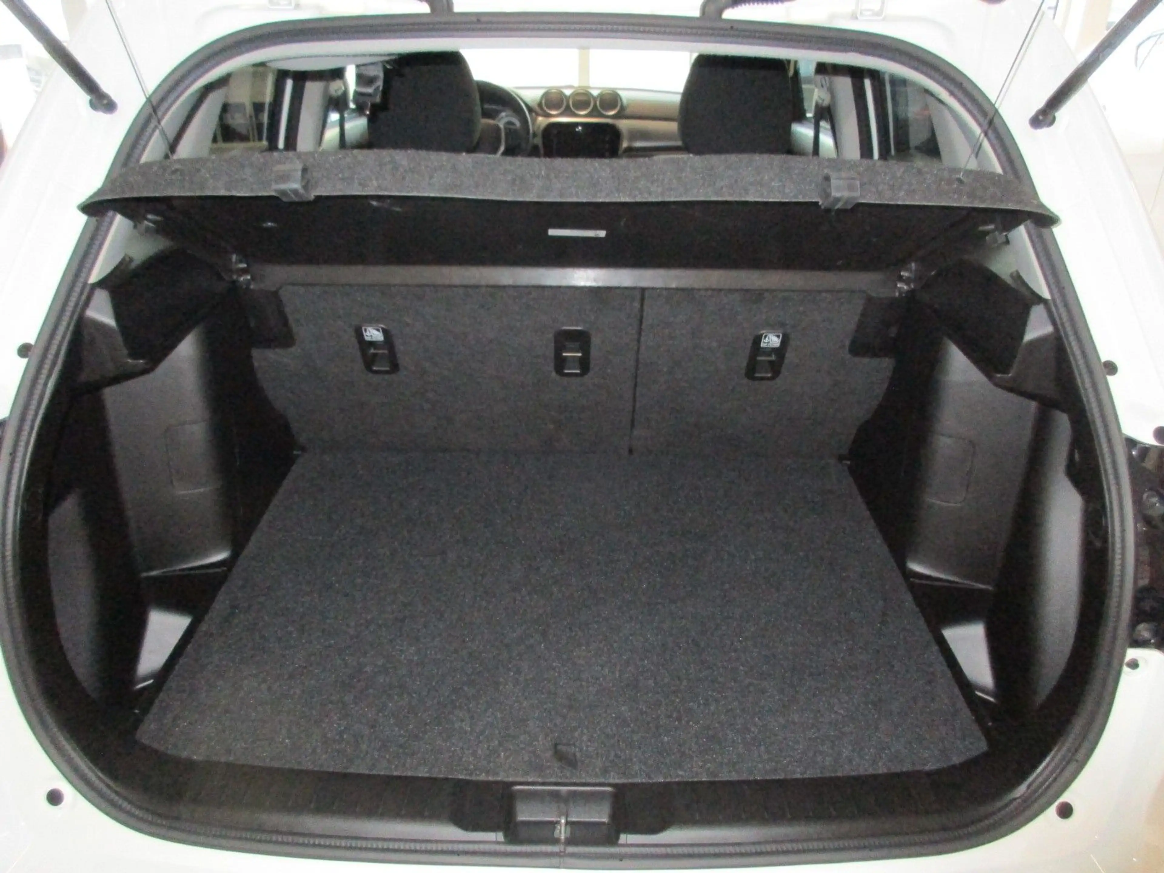 Suzuki Vitara 1.4 BOOSTERJET Hybrid Comfort/AHK — photo 10