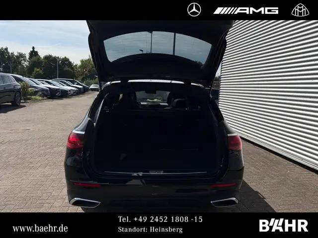 Mercedes-Benz 220 view 15