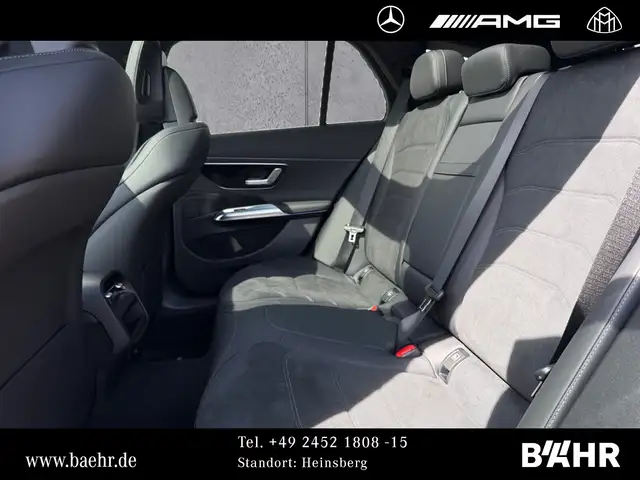 Mercedes-Benz 220 view 9