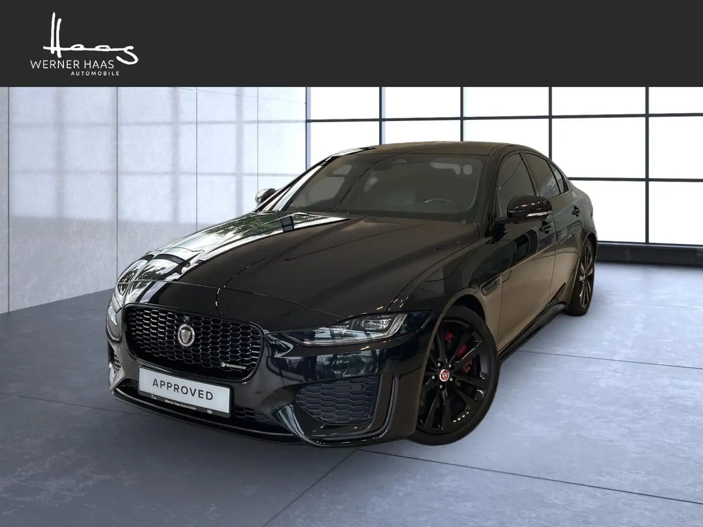 Jaguar XE P250 Aut. R-Dynamic Black Schwarz - 1