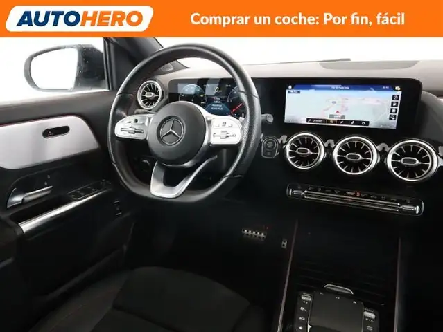 Mercedes-Benz Gla Class view 14