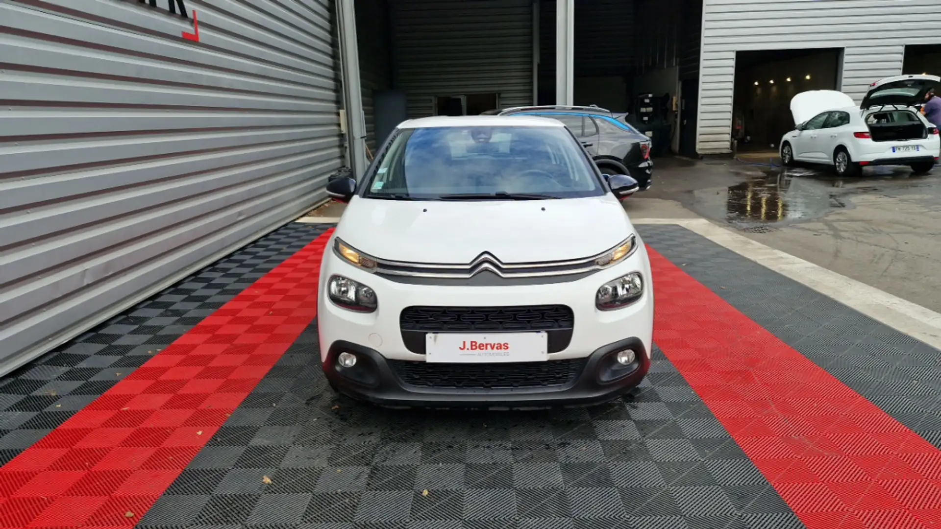 Citroen C3 Société PureTech 82 BVM Feel Nav Blanc - 2