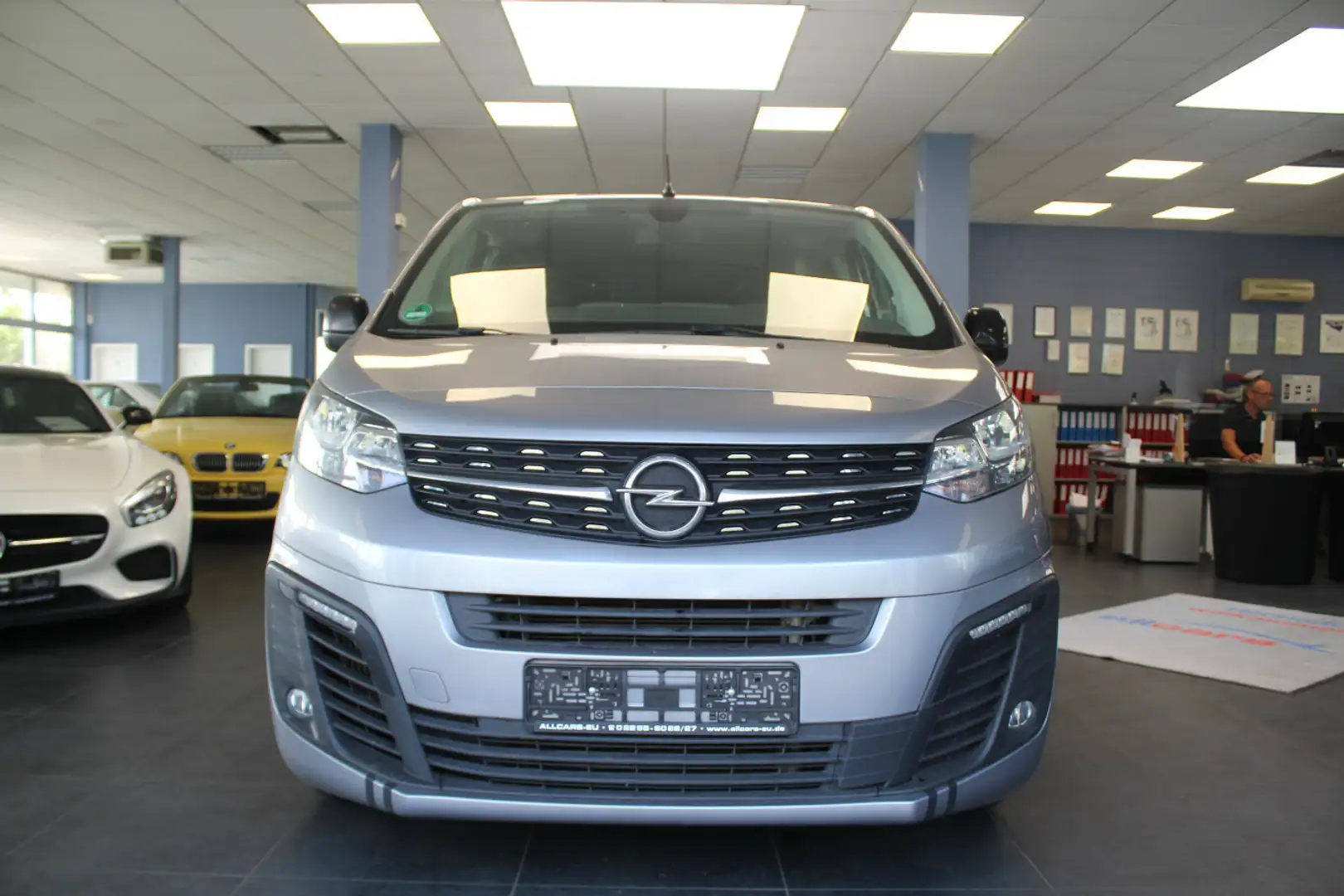 Opel Vivaro -1.5 D - 9-Sitzer - Schiebetüre 2x - Navi Grau - 2