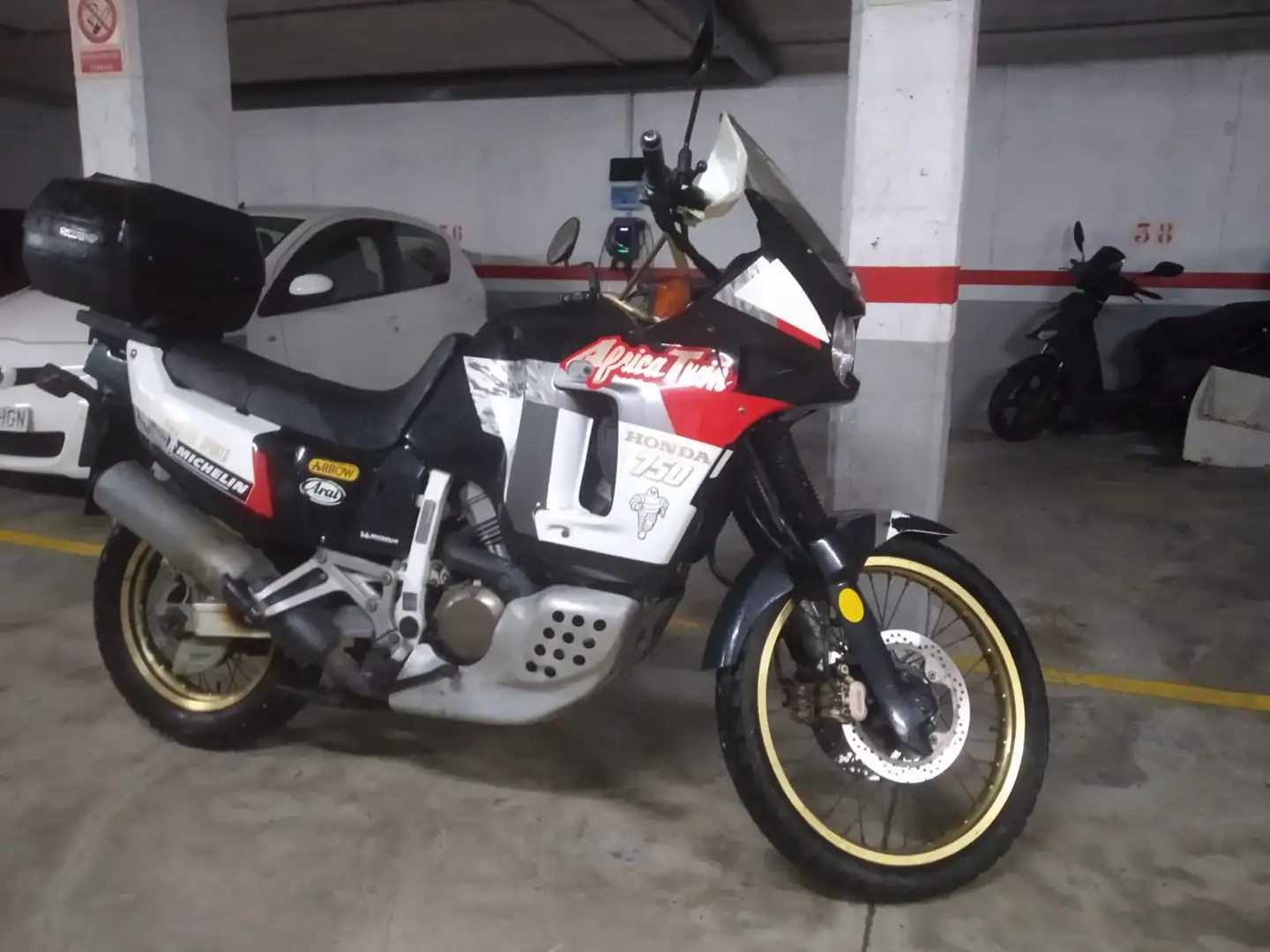 Honda XRV 750 Africa Twin RD04 año 1992 Negro - 1