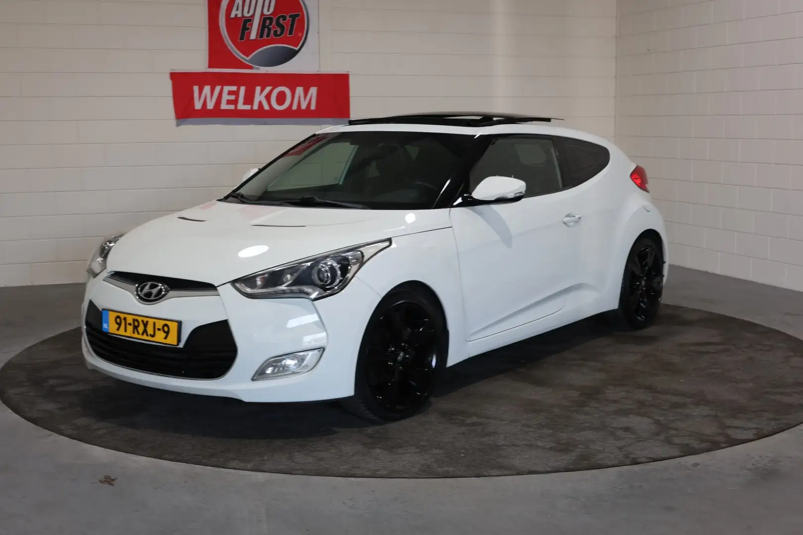 Hyundai VELOSTER 1.6 GDI i-Catcher, Stoere blikvanger, 18 inch, Led Weiß - 1