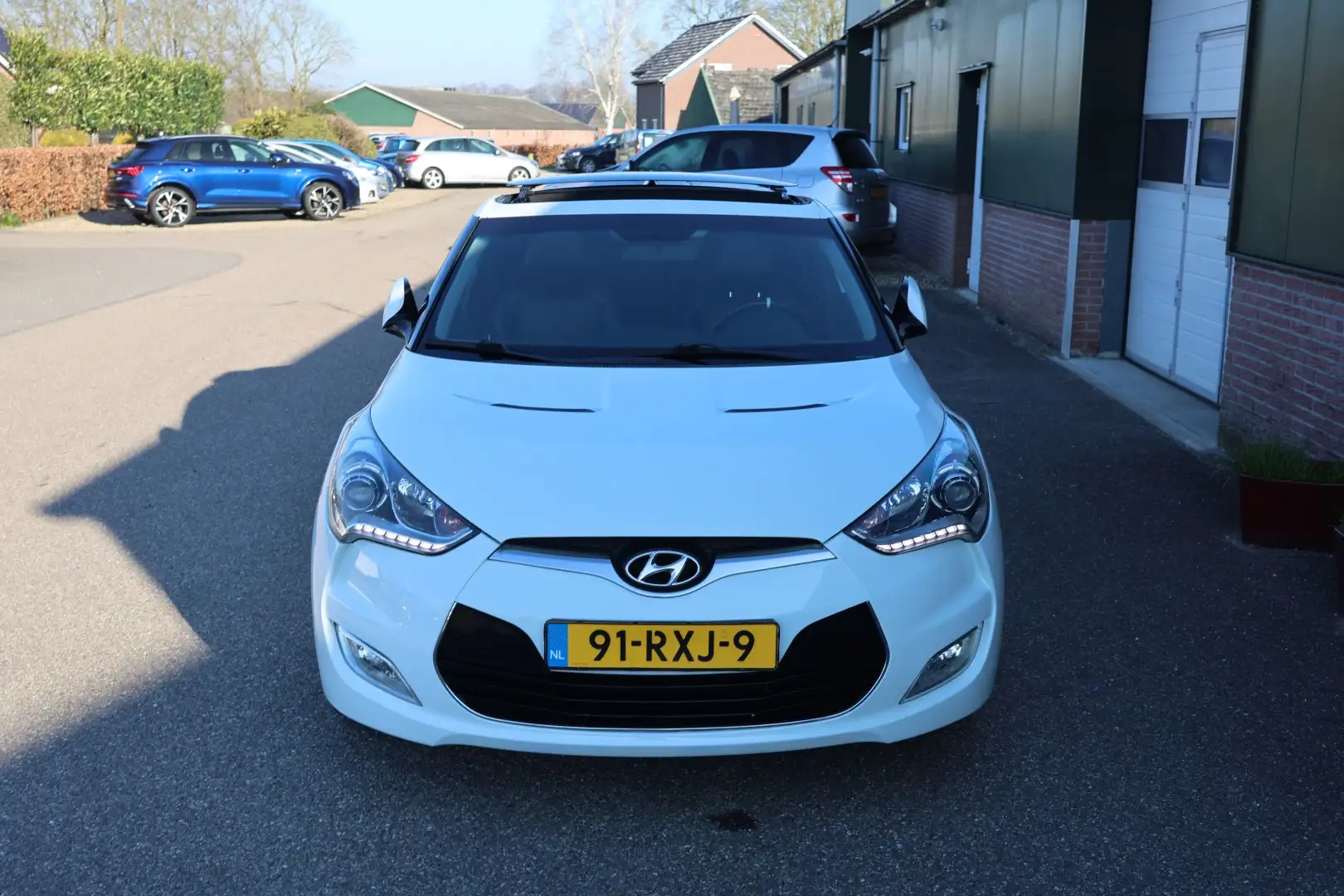 Hyundai VELOSTER 1.6 GDI i-Catcher, Stoere blikvanger, 18 inch, Led Weiß - 2
