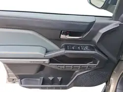 Toyota Tacoma снимка Toyota Tacoma