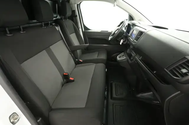 Toyota Proace view 12