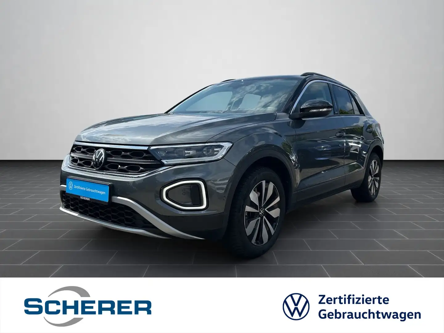 Volkswagen T-Roc 1.0 TSI Move AHK LED NAVI RFK Grijs - 1