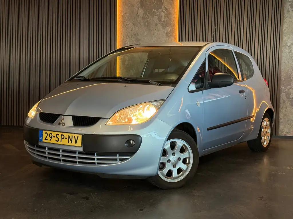 Mitsubishi Colt 2006 из Европы — купить под ключ
