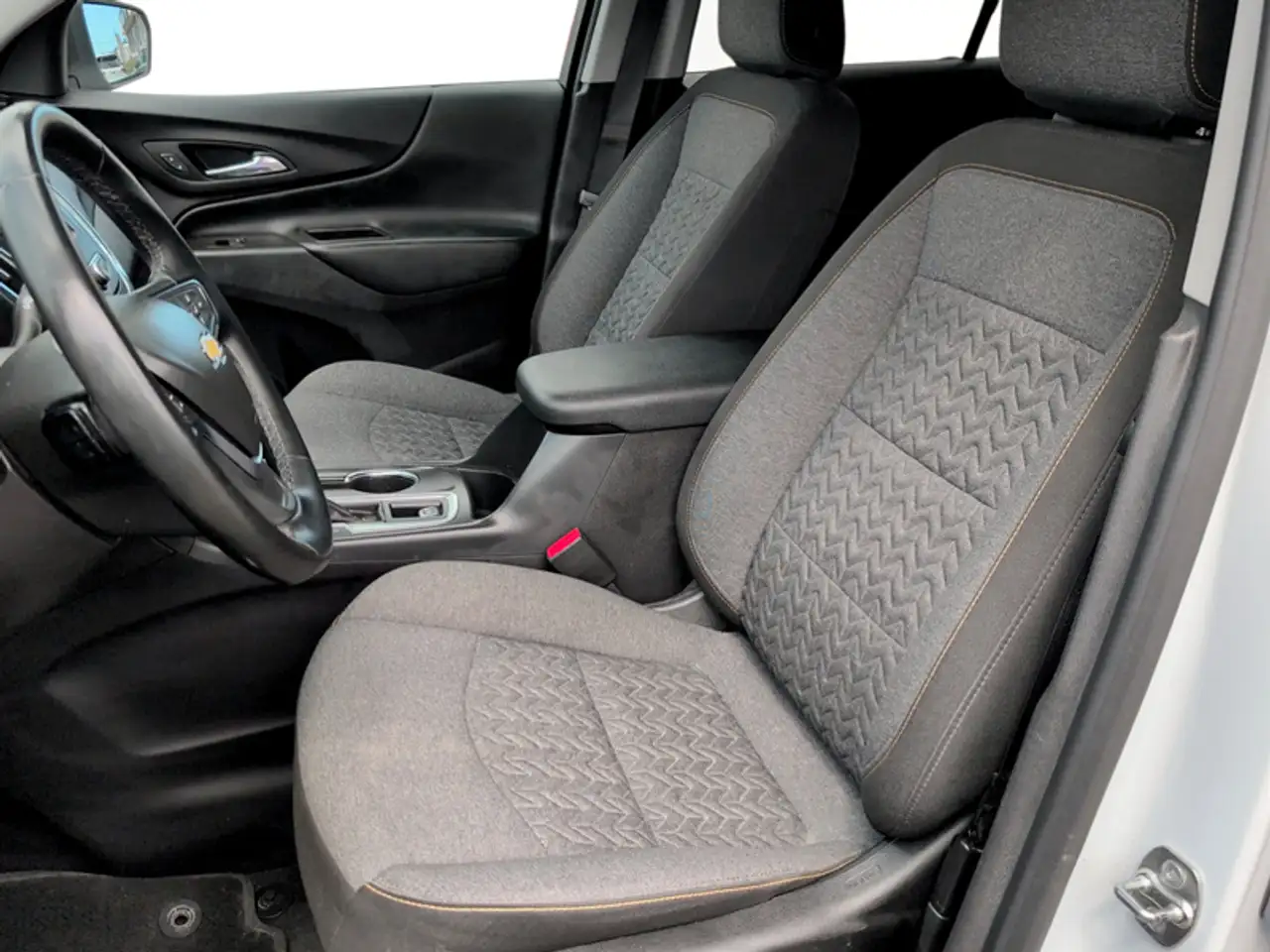Chevrolet Equinox photo Chevrolet Equinox